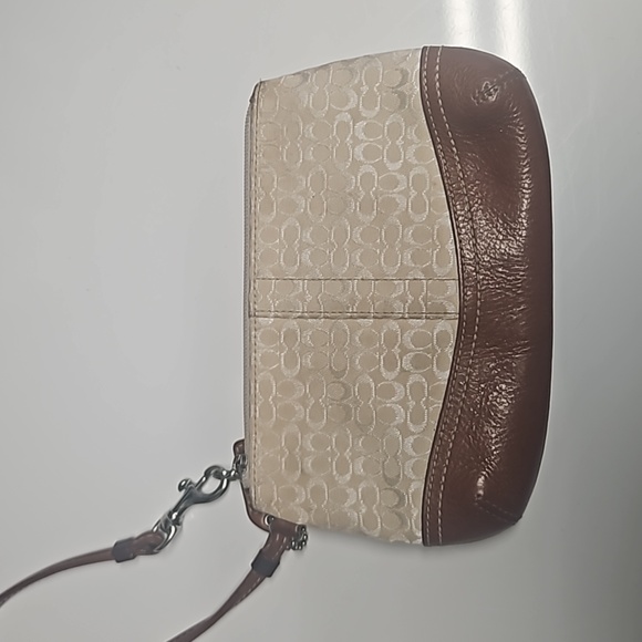 Coach Cream Signature wristlet with brown leather trim - Picture 12 of 13